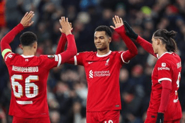 Liverpool sẽ nhận được gì khi giành chức vô địch Ngoại hạng Anh?